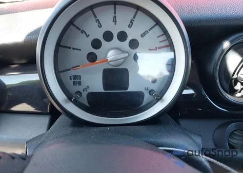 2009 Mini Cooper S из США, поврежденный, VIN WMWMF73589TT95974